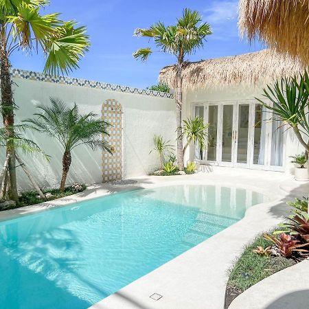 Villa Casa Blanca Canggu Esterno foto