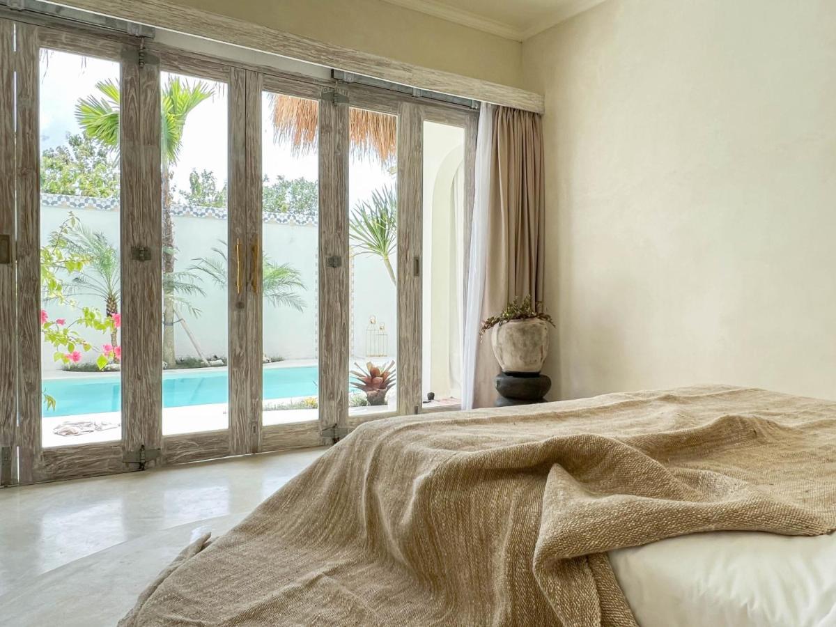 Villa Casa Blanca Canggu Esterno foto